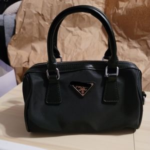 Black mini nylon bag